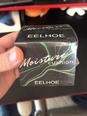 EELHOE Moisture Cushion - Black with Green Accents